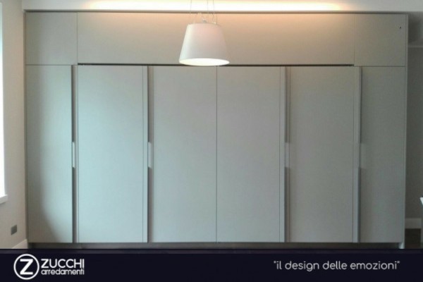 realizzazioni-tivali-vista-frontale-chiusa-zucchi-arredamenti-milano